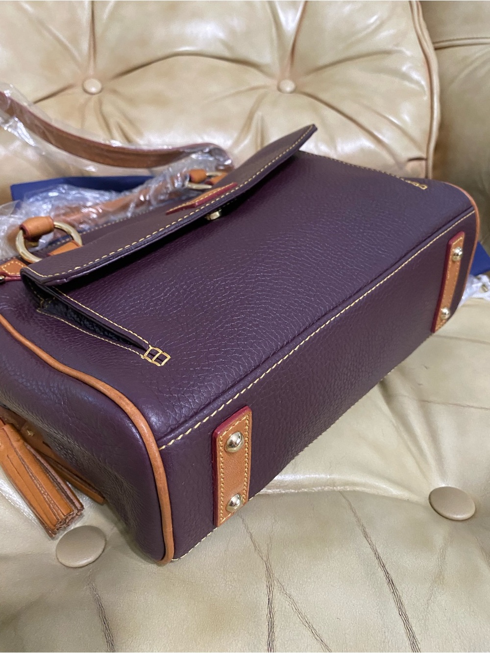 Dooney & Bourke GRAPE Pocket Satchel Pebbled Leather w/Wristlet Wallet - Picture 10 of 15